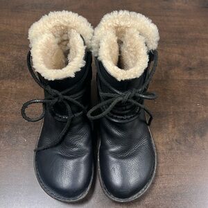 UGG Leather& Genuine Sheepskin Ankle Boots